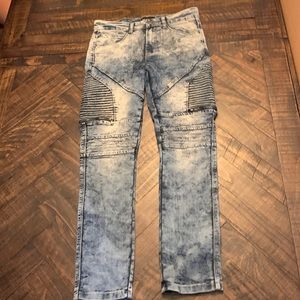 Blue Jeans With Zippers